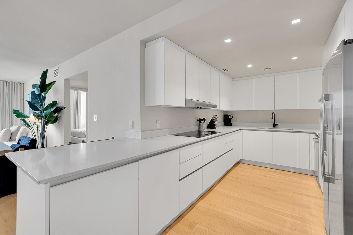 Roney Palace - Residential