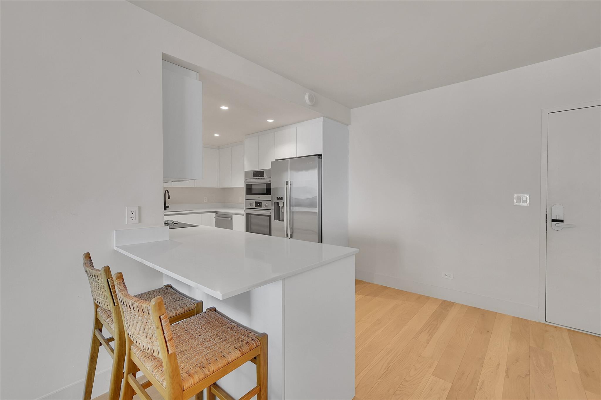 Roney Palace - Residential