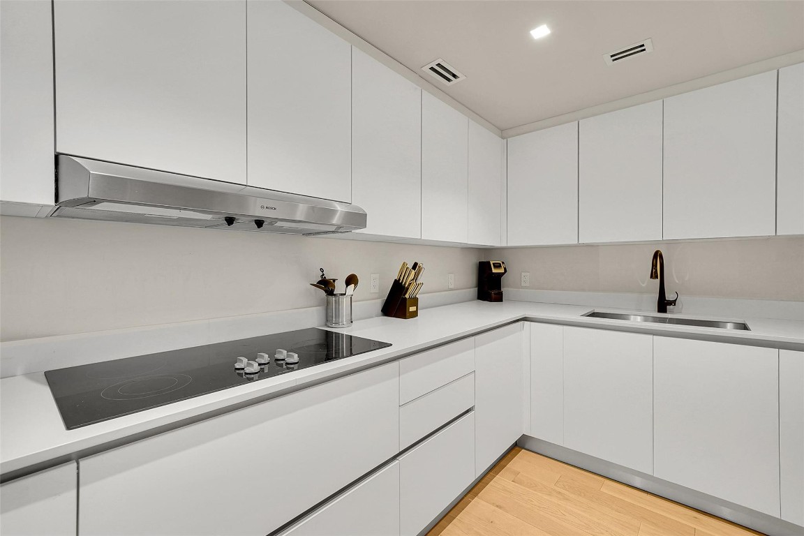 Roney Palace - Residential