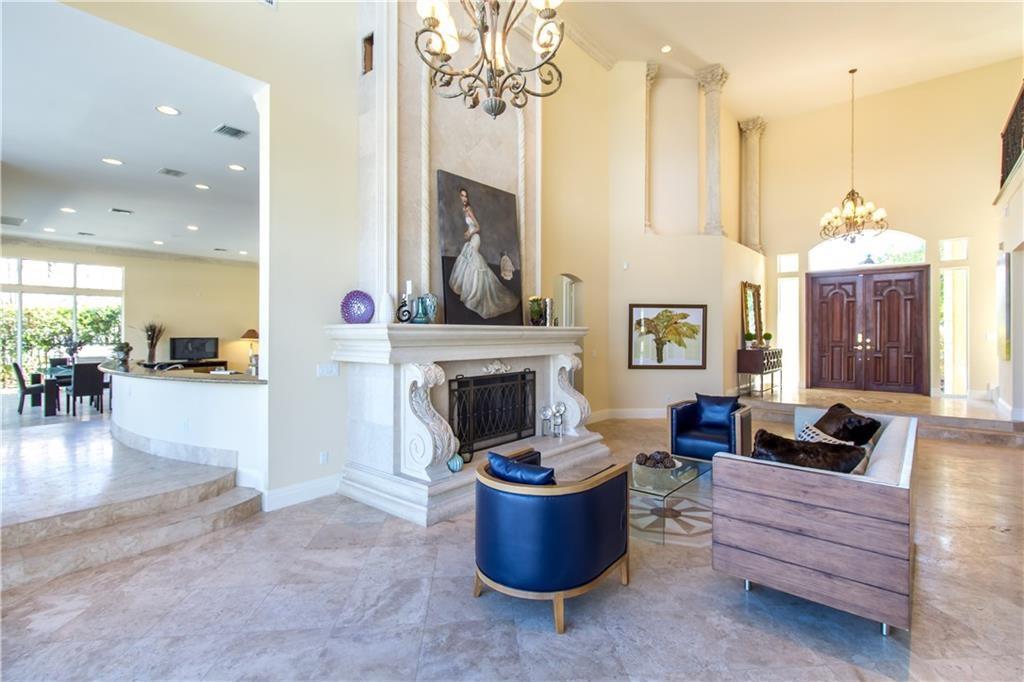 CORAL KEY VILLAS 3RD SEC - Residential