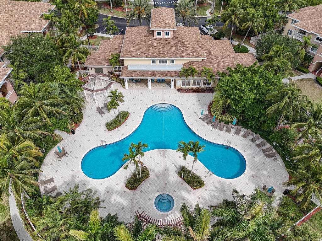 Photo of 6556 Emerald Dunes Drive #302, West Palm Beach, FL 33411 (MLS # R11088239)