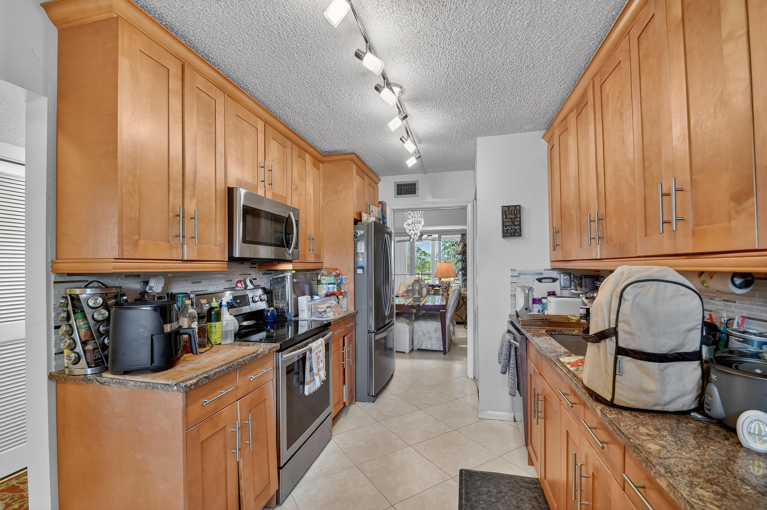 ESSEX AT POINCIANA CONDO - Residential