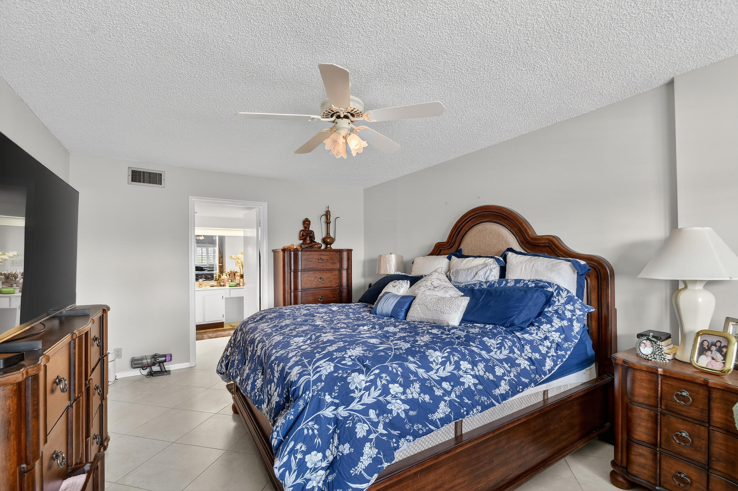 ESSEX AT POINCIANA CONDO - Residential