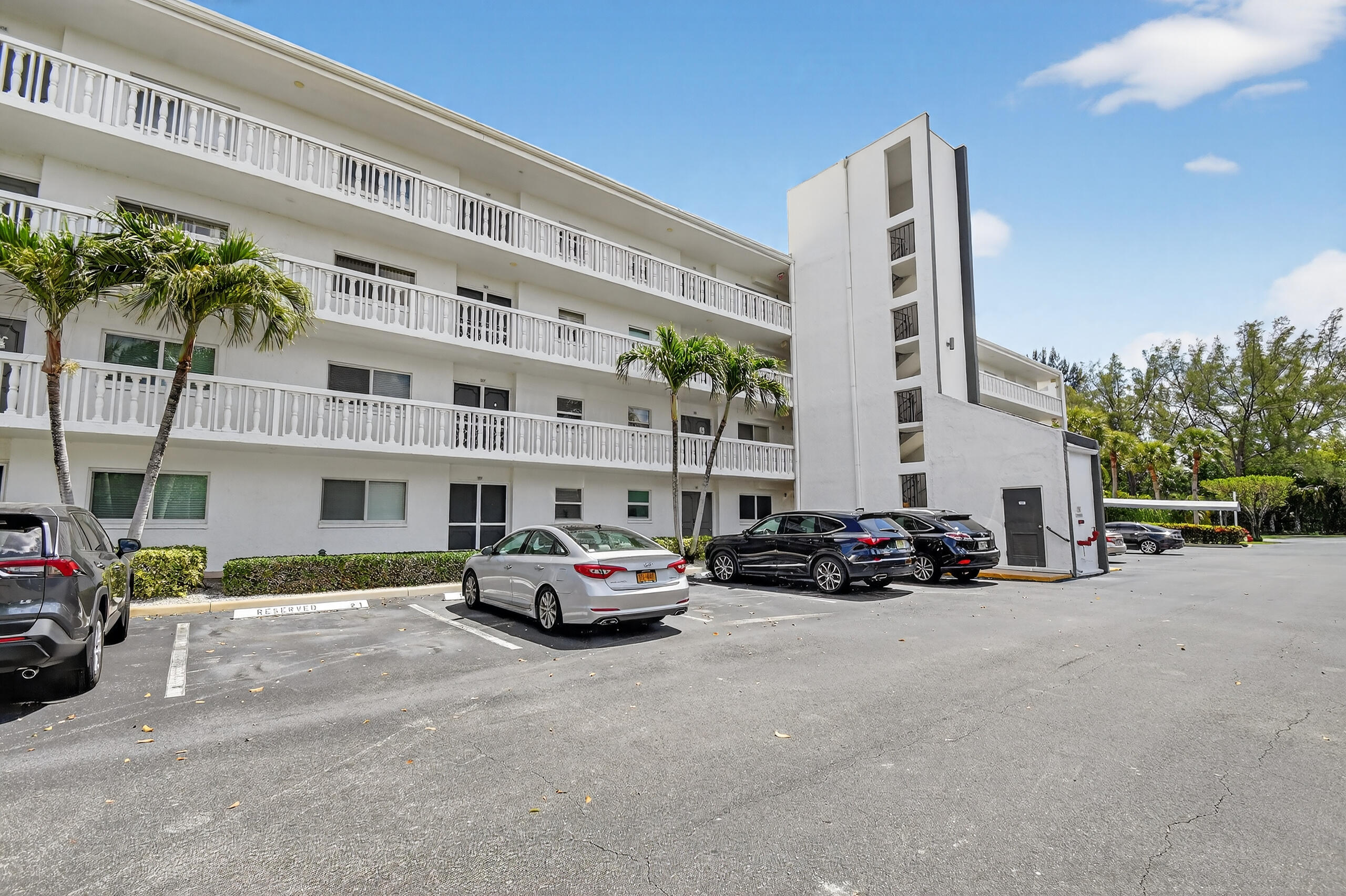 ESSEX AT POINCIANA CONDO - Residential