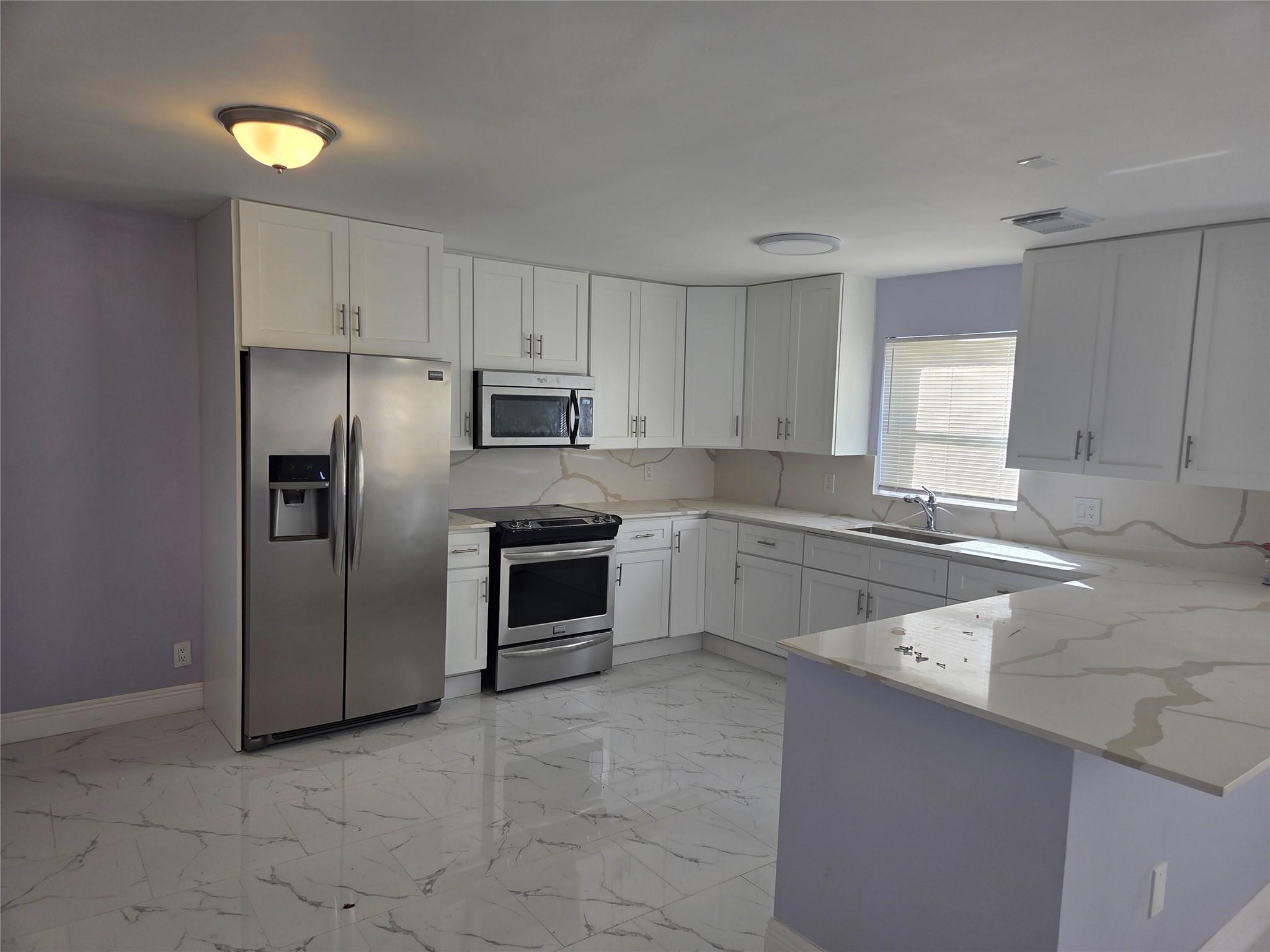 LAUDERDALE NORTH PARK - Residential