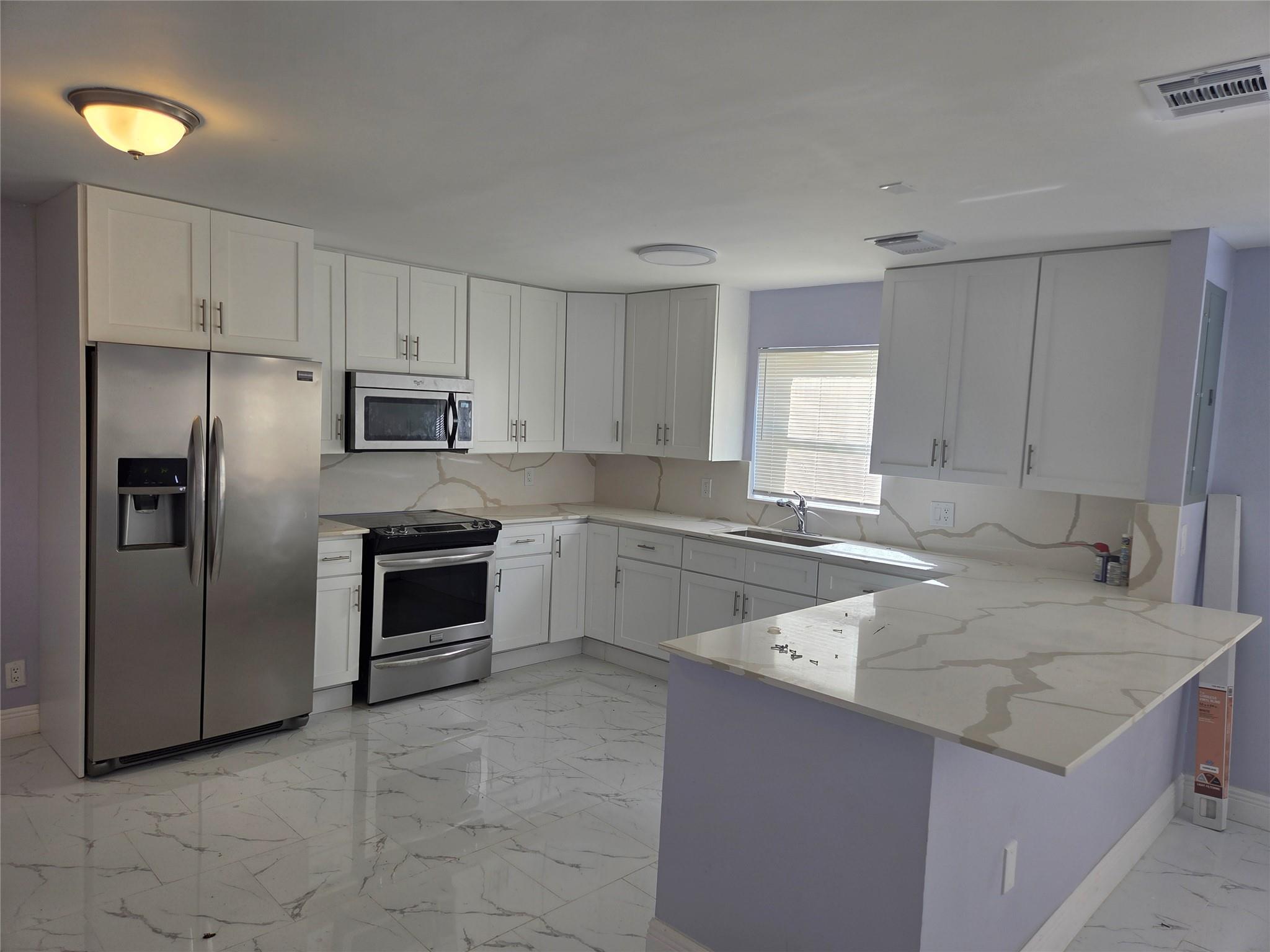 LAUDERDALE NORTH PARK - Residential