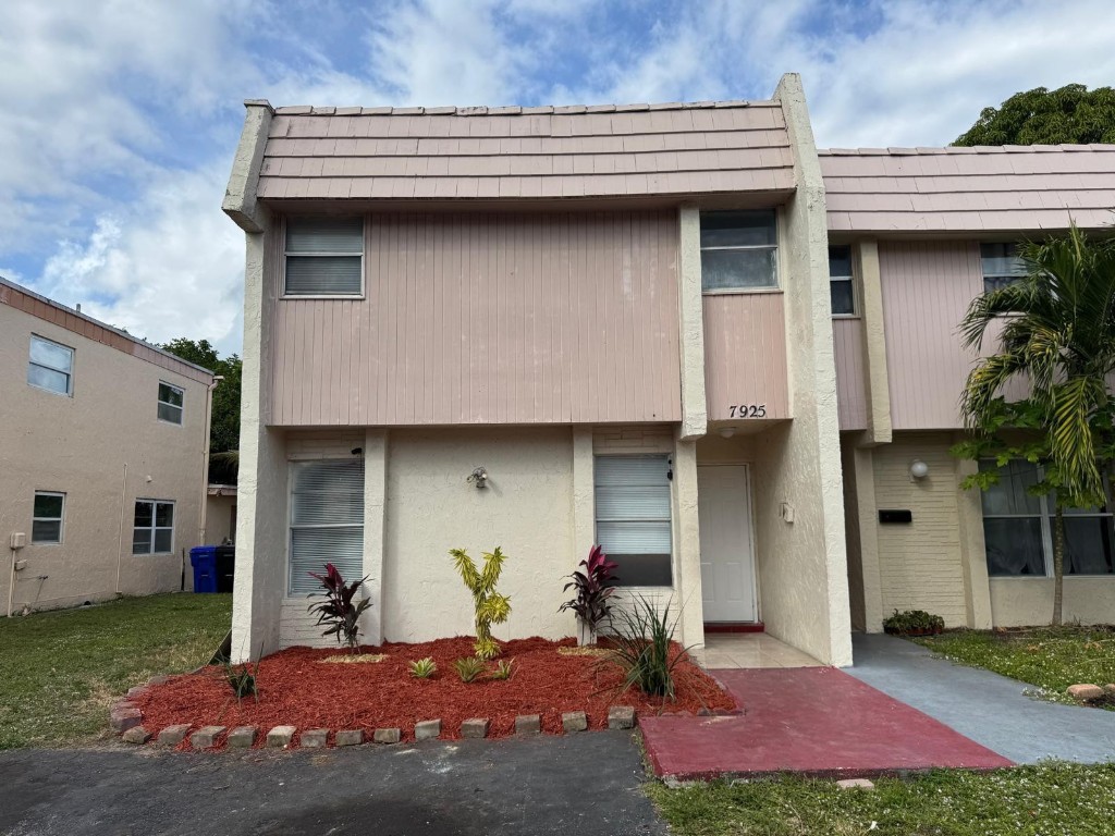 LAUDERDALE NORTH PARK - Residential