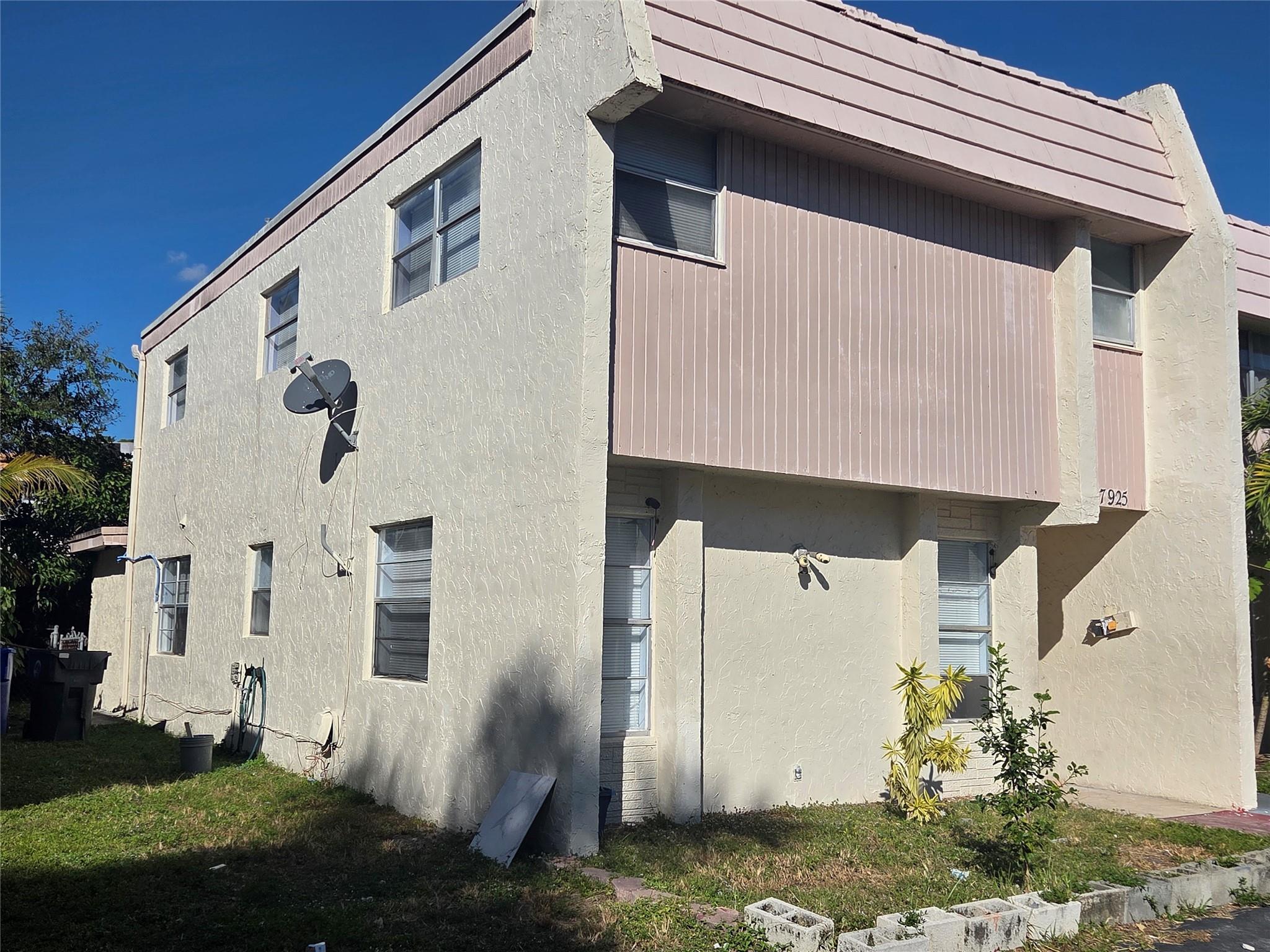 LAUDERDALE NORTH PARK - Residential