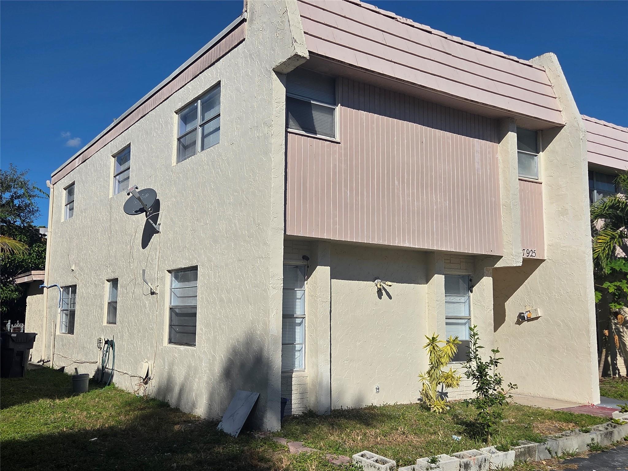 LAUDERDALE NORTH PARK - Residential