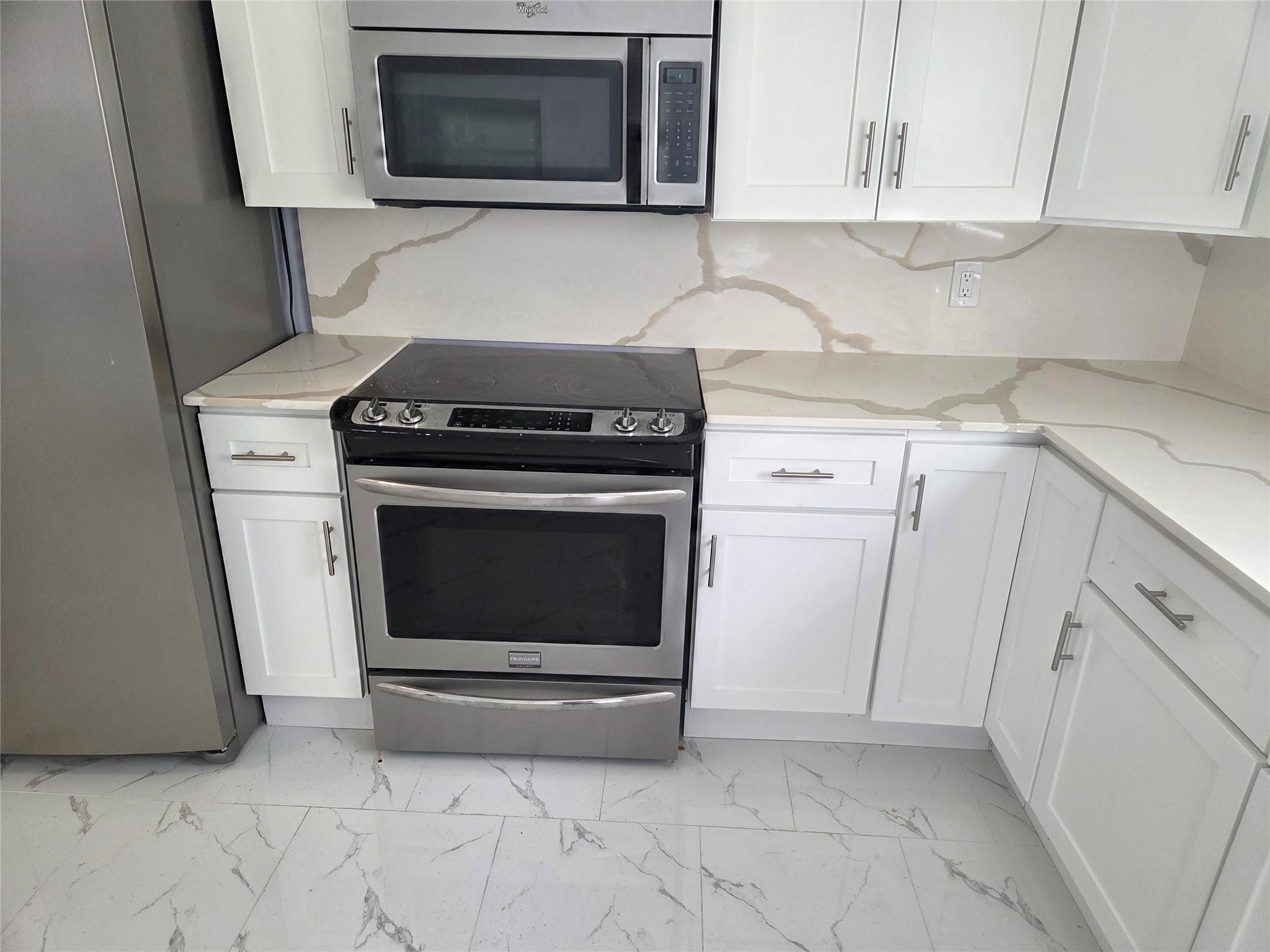 LAUDERDALE NORTH PARK - Residential