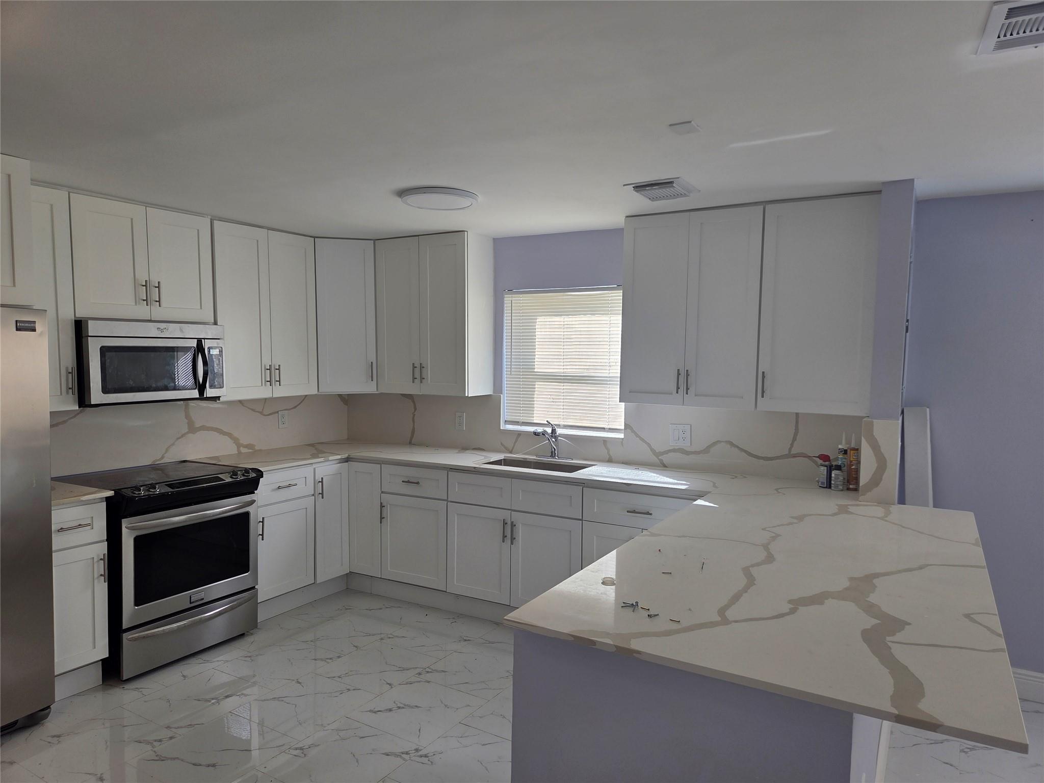 LAUDERDALE NORTH PARK - Residential