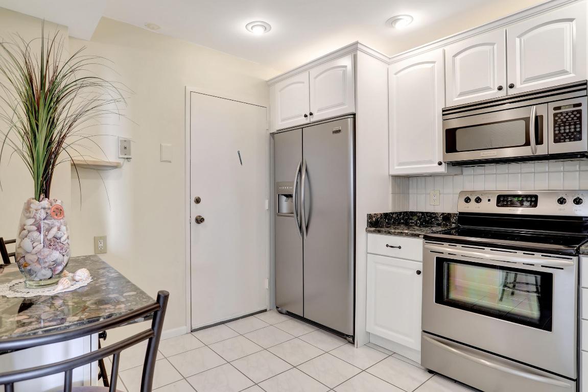 PATRICIAN CONDO - Residential Lease