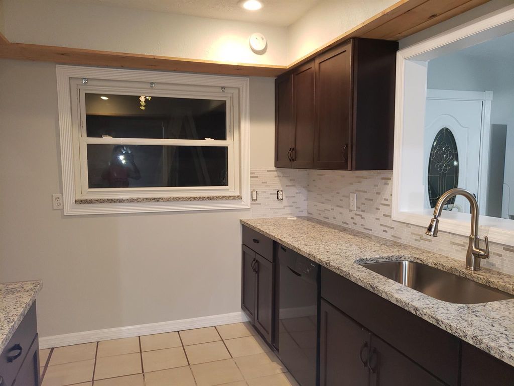 Photo of 4006 Sunrise Boulevard, Fort Pierce, FL 34982 (MLS # R11072824)