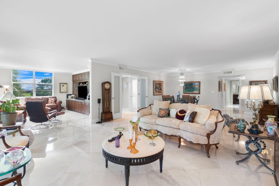 800 Cypress Grove Drive 306