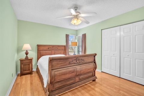 Tiny photo for 6080 Beaconwood Road, Lake Worth, FL 33467 (MLS # R11163597)