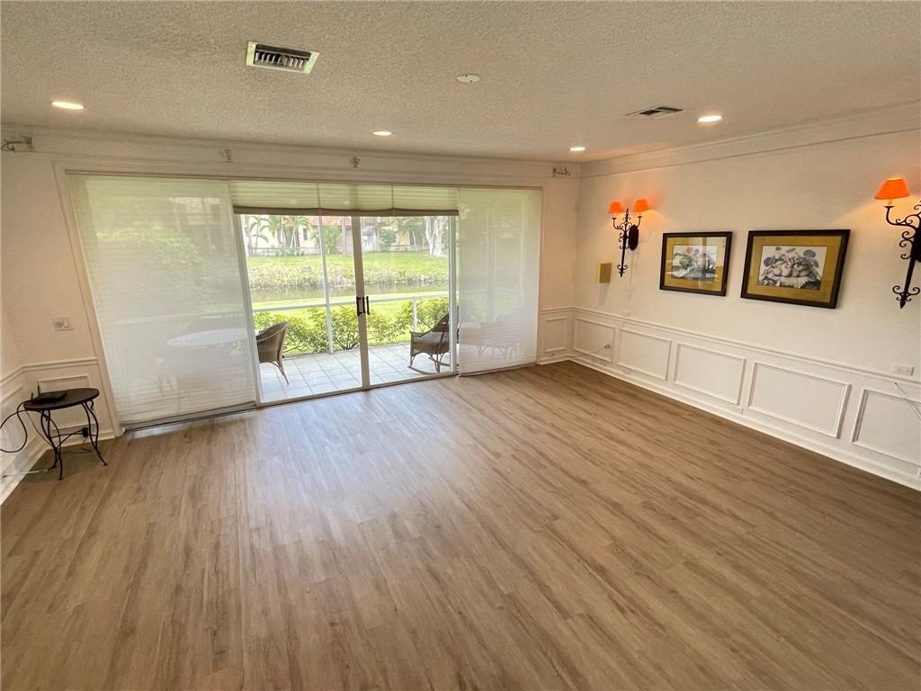 ST ANDREWS GRAND - Residential