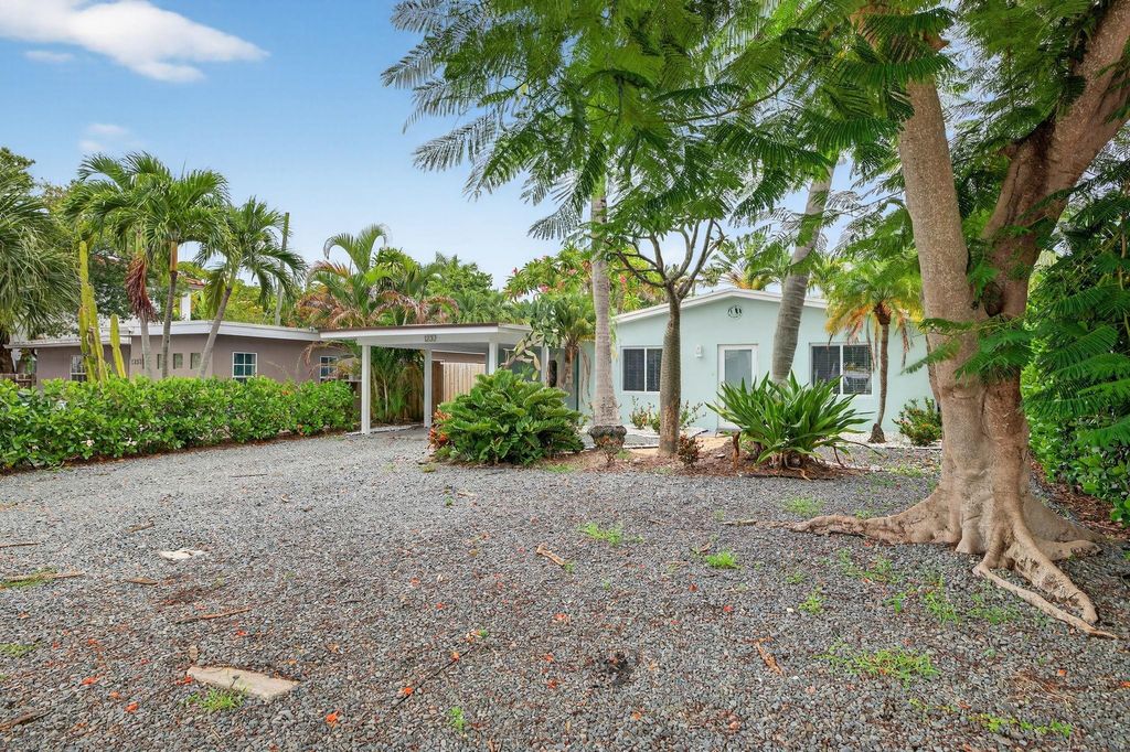Photo of 1232 NE 11th Avenue, Fort Lauderdale, FL 33304 (MLS # F10524735)