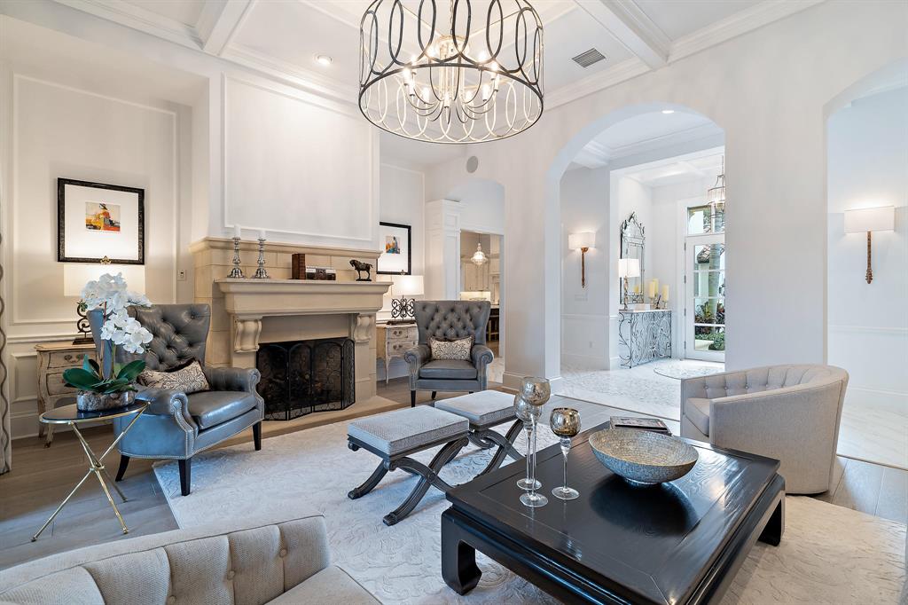 EAGLE TREE AT TRUMP NATIO - Residential