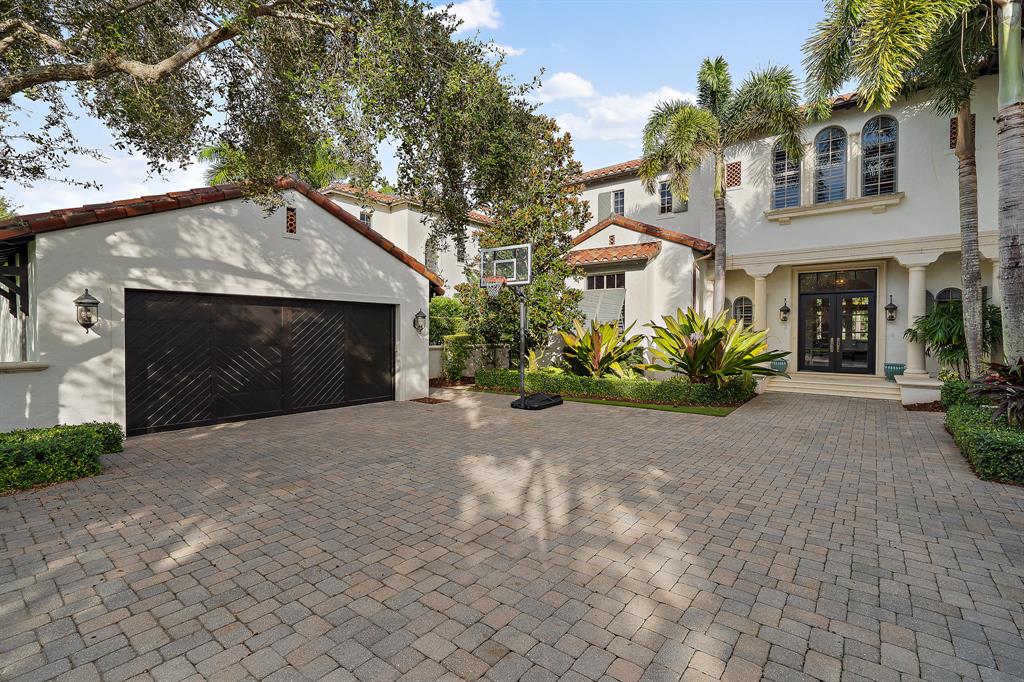 EAGLE TREE AT TRUMP NATIO - Residential