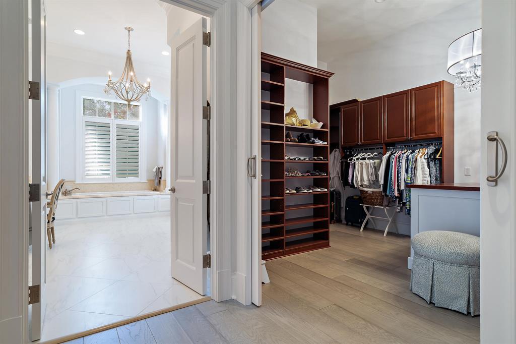 EAGLE TREE AT TRUMP NATIO - Residential