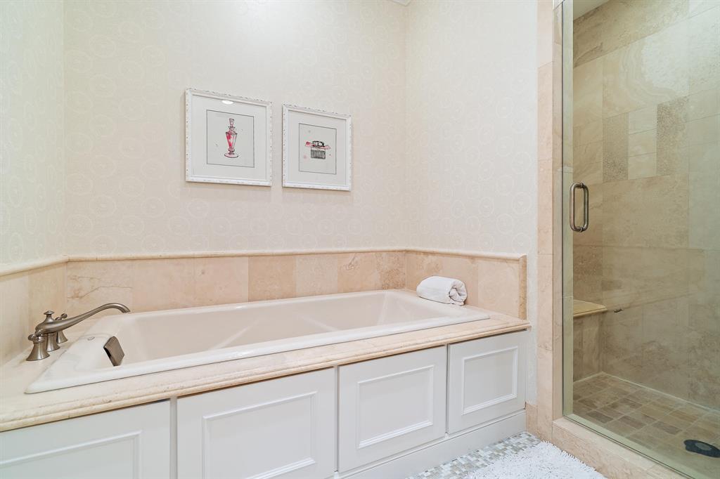 EAGLE TREE AT TRUMP NATIO - Residential