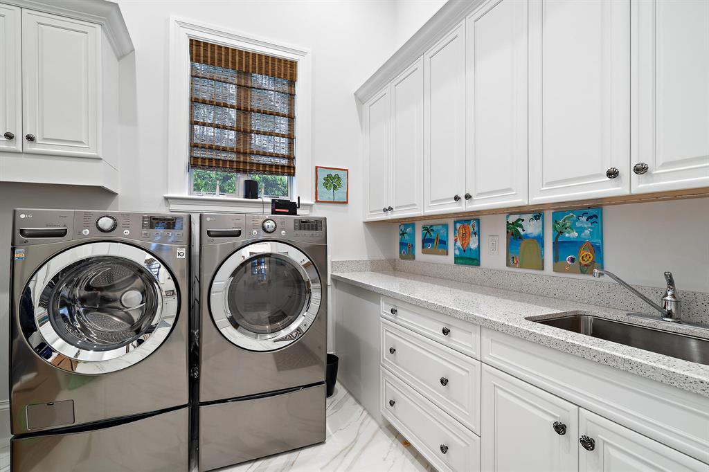 EAGLE TREE AT TRUMP NATIO - Residential