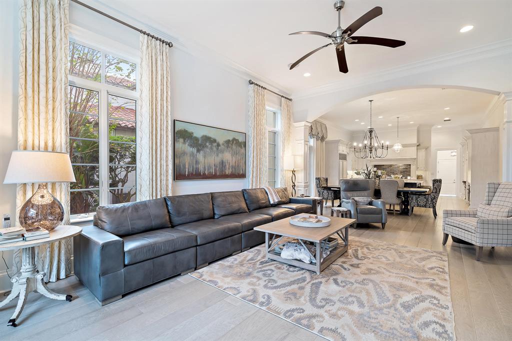 EAGLE TREE AT TRUMP NATIO - Residential