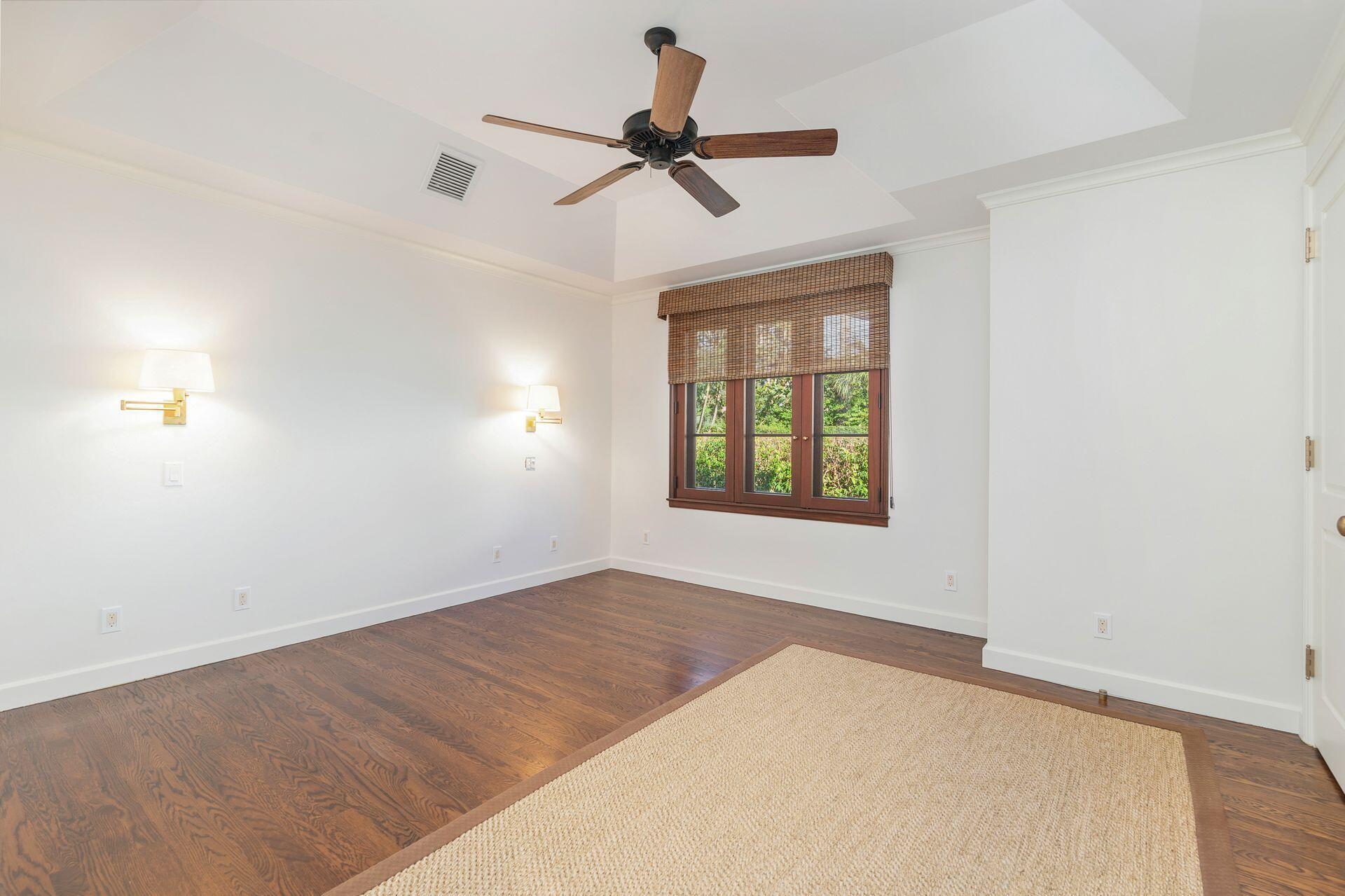 ROYAL PARK - Residential