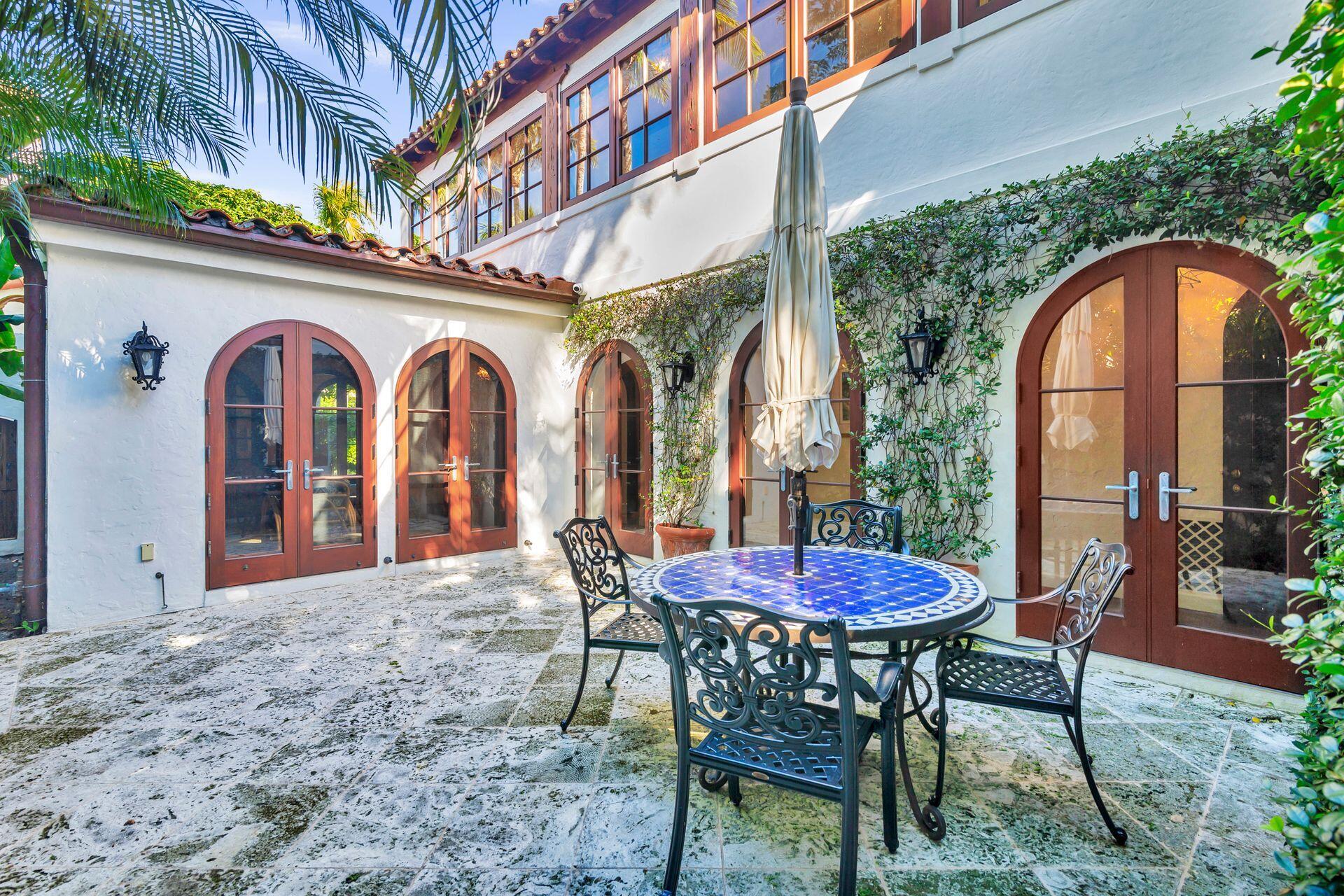 ROYAL PARK - Residential