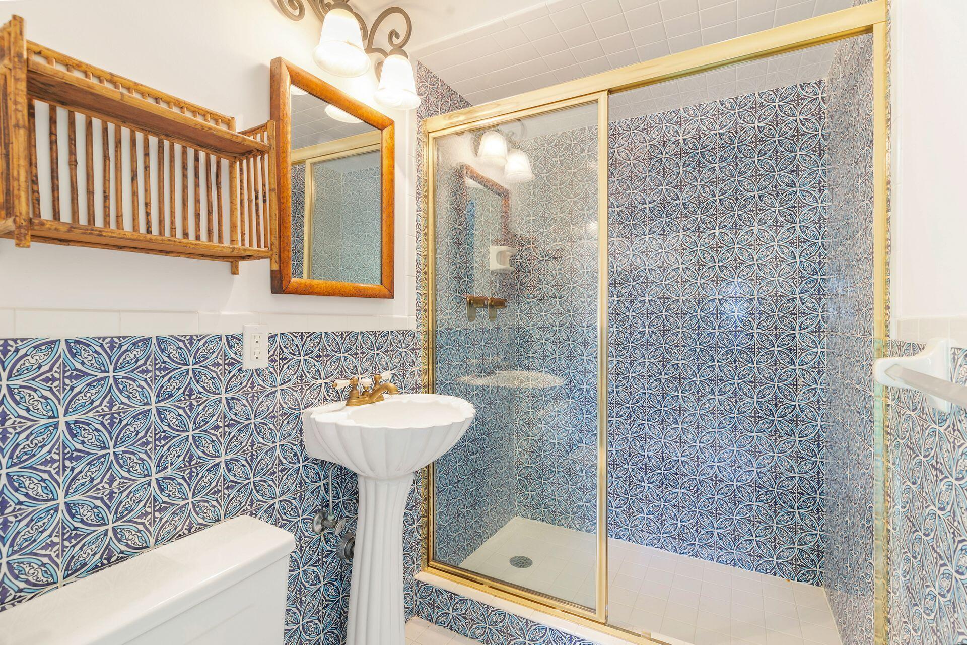 ROYAL PARK - Residential