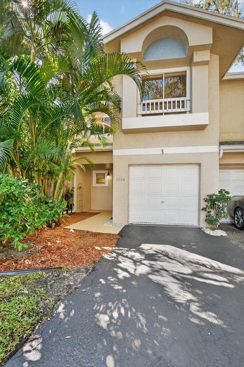 2024 Discovery Cir 2024 Deerfield Beach FL 33442