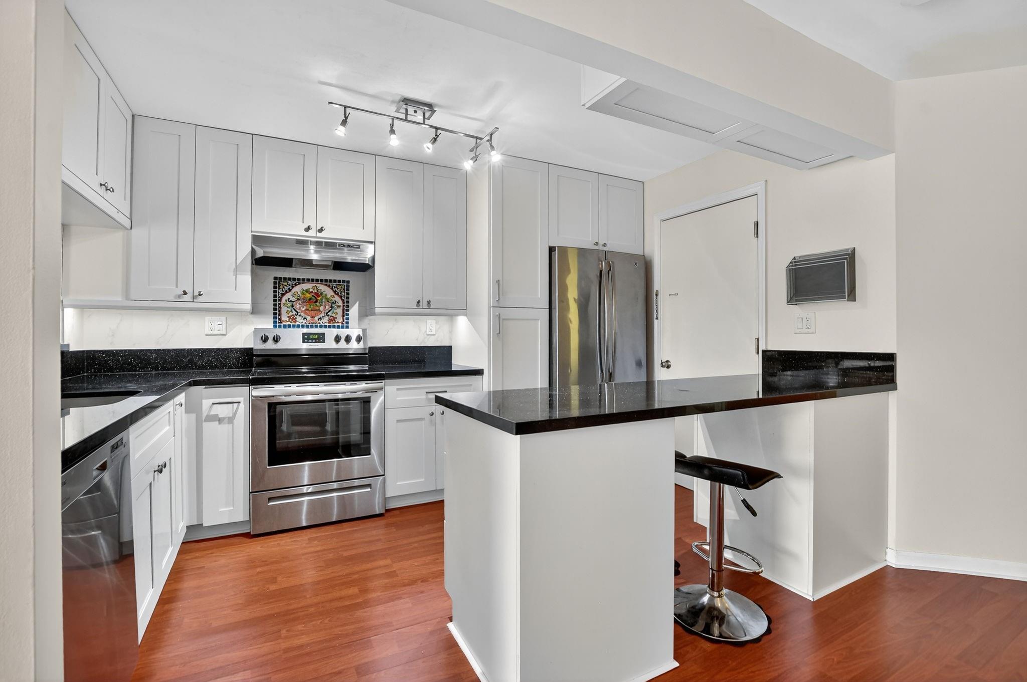 Discovery Pointe - Residential