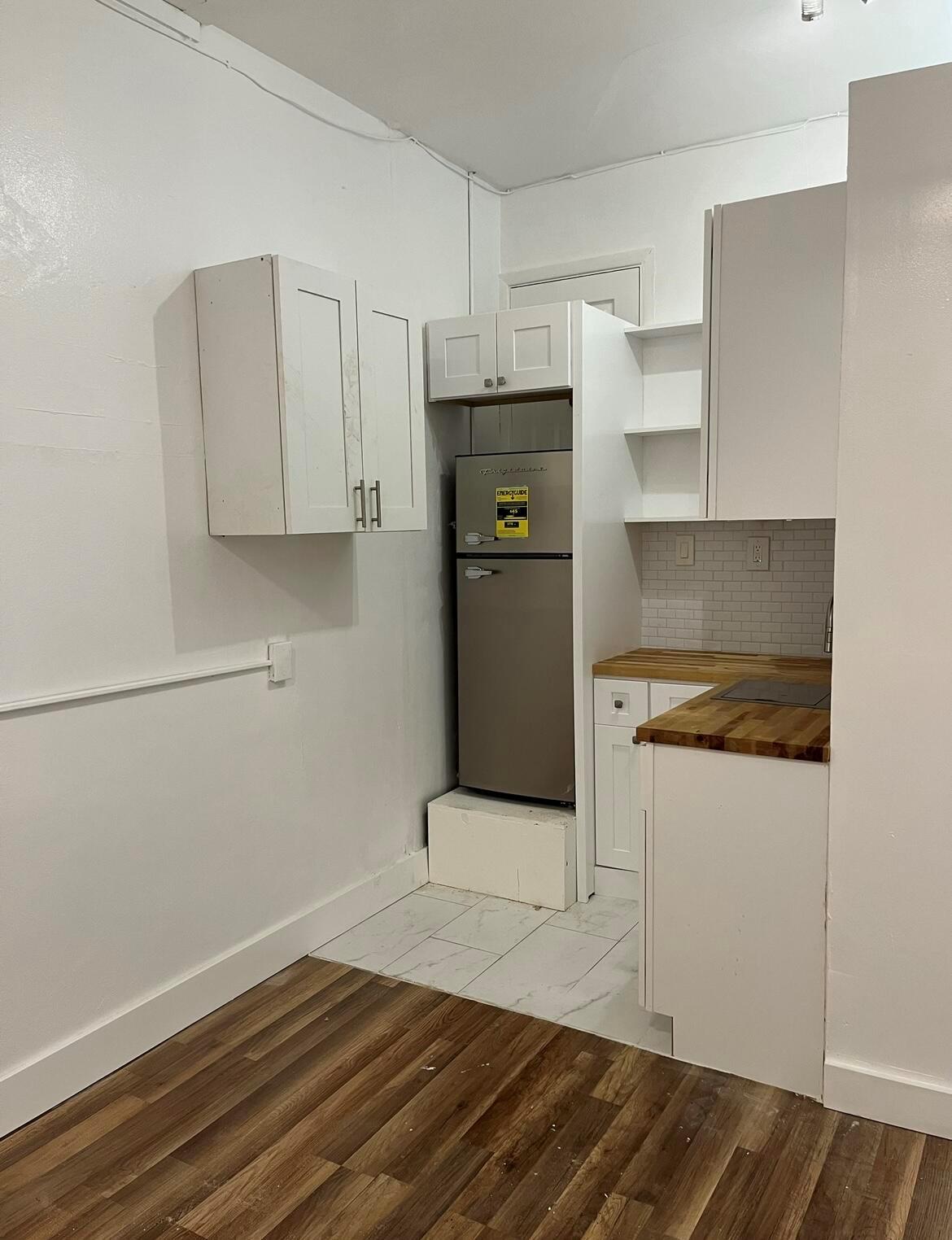 LANTANA PLAZA IN - Residential