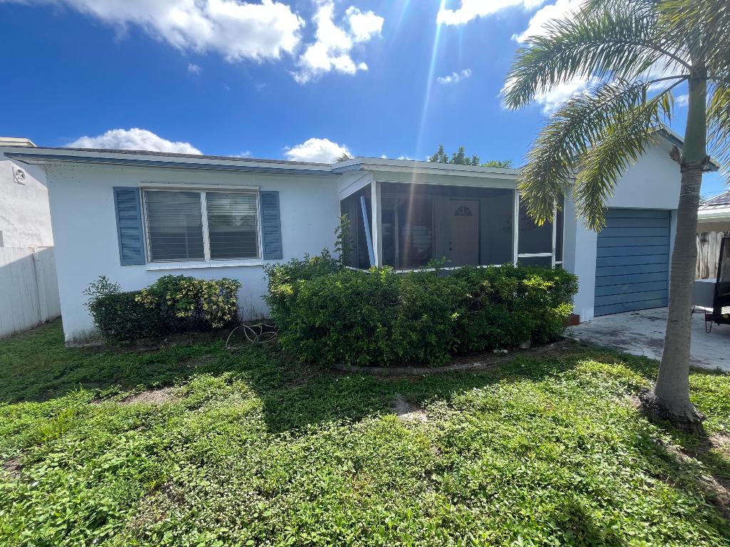 LANTANA PLAZA IN - Residential