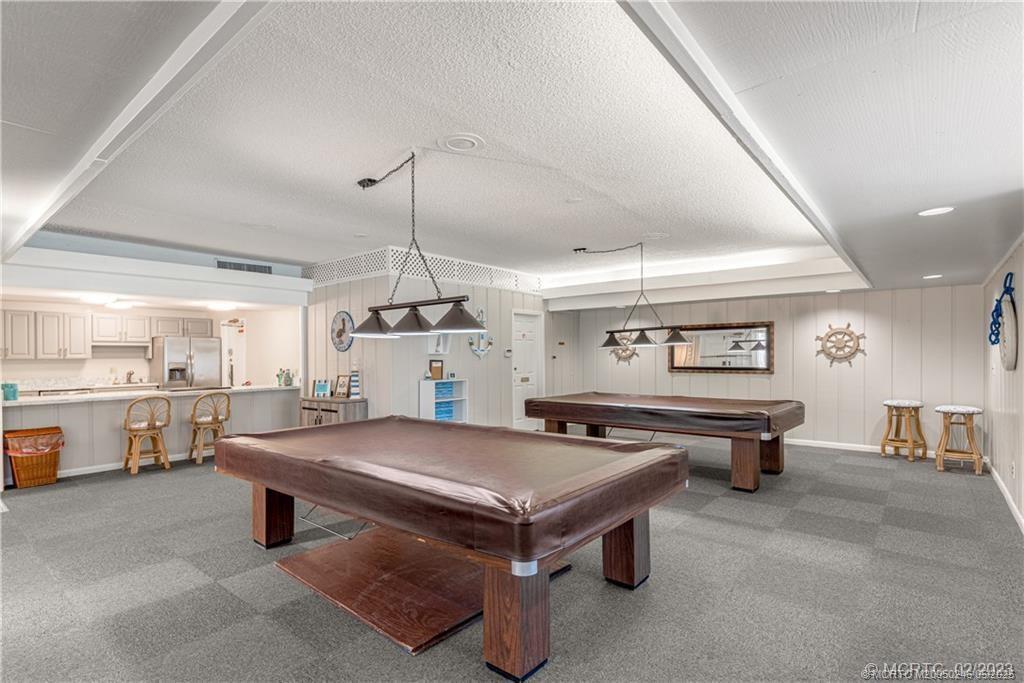 BEACON 21 CONDO - Residential