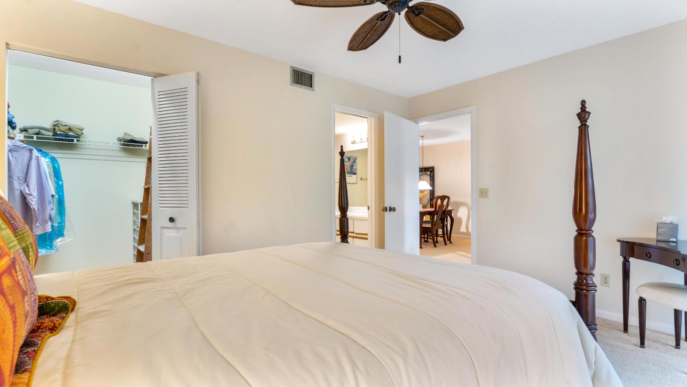 BEACON 21 CONDO - Residential