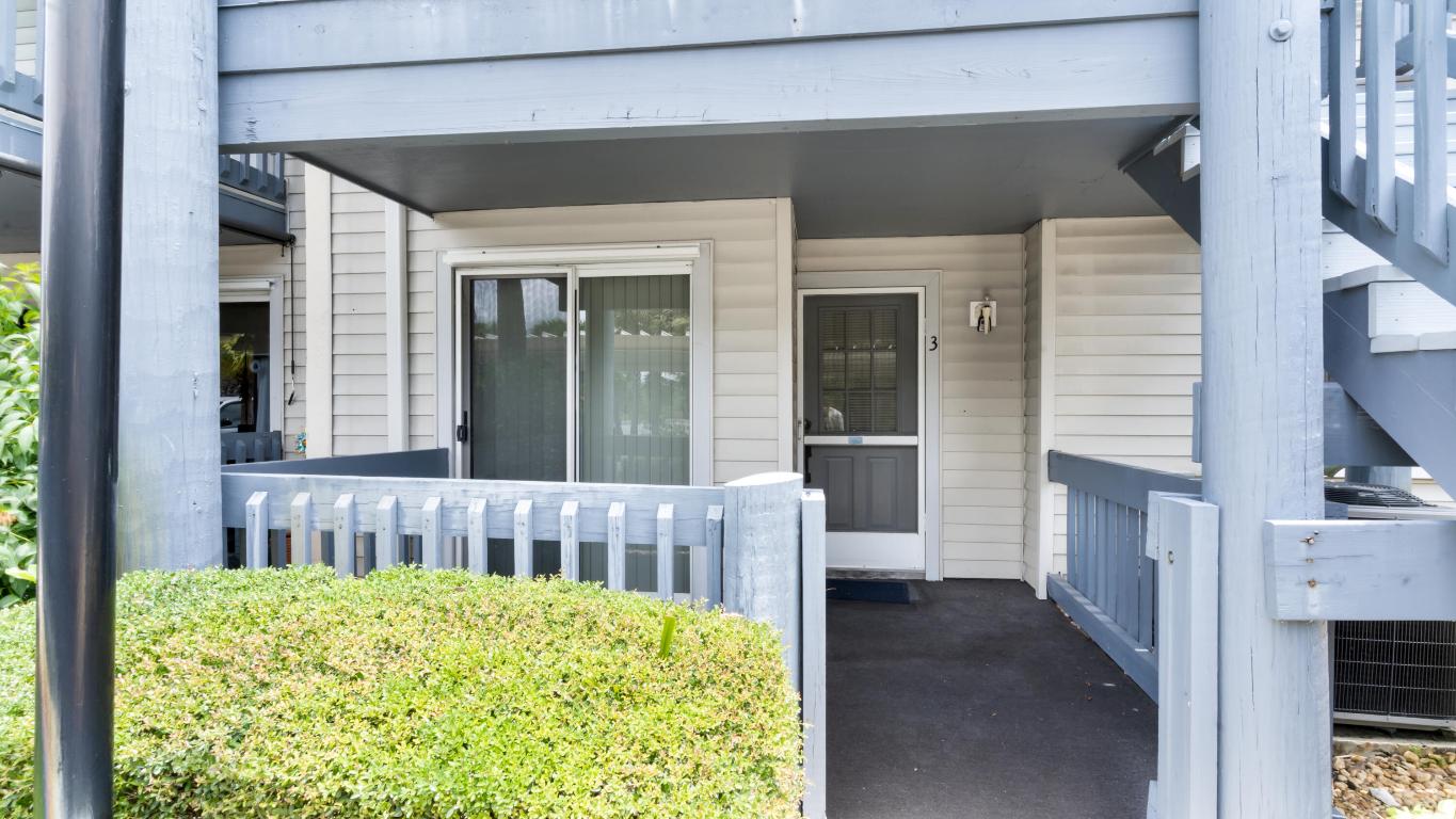 BEACON 21 CONDO - Residential