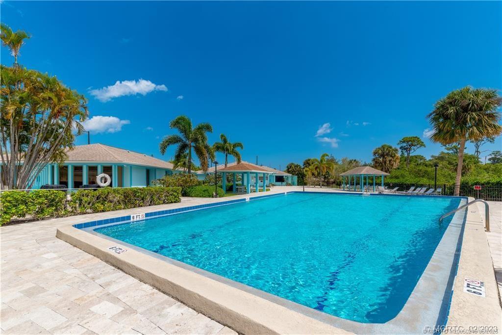 BEACON 21 CONDO - Residential