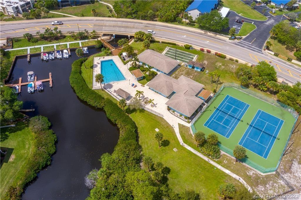 BEACON 21 CONDO - Residential