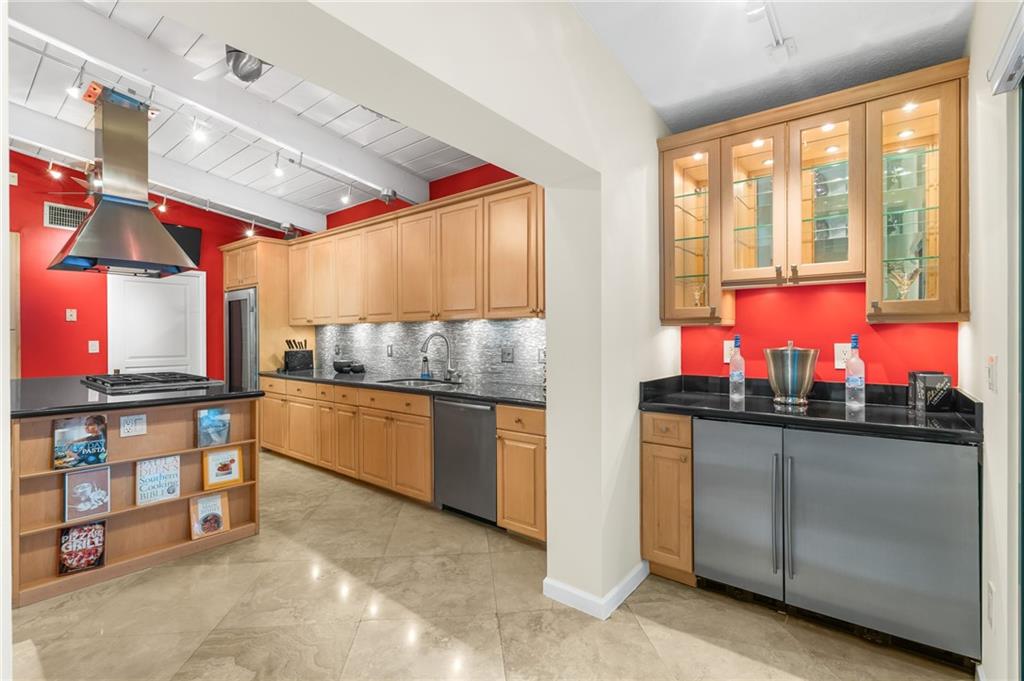 BEACHWAY HEIGHTS UNIT - Residential