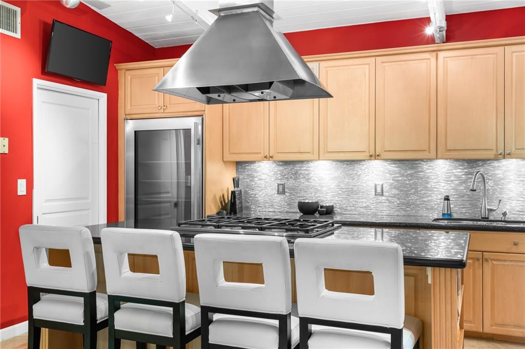BEACHWAY HEIGHTS UNIT - Residential
