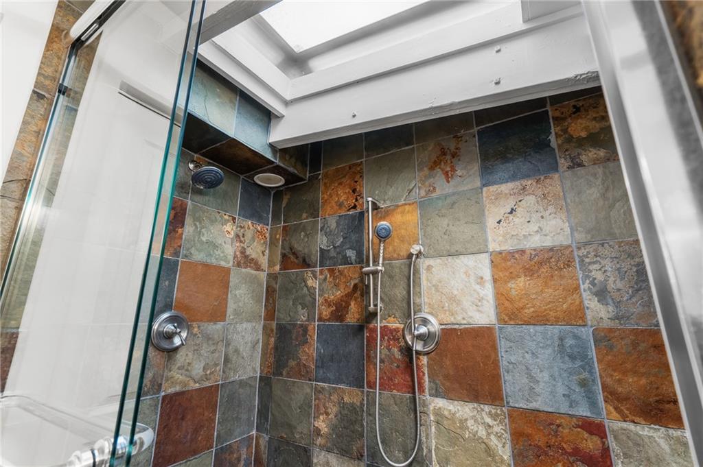 BEACHWAY HEIGHTS UNIT - Residential