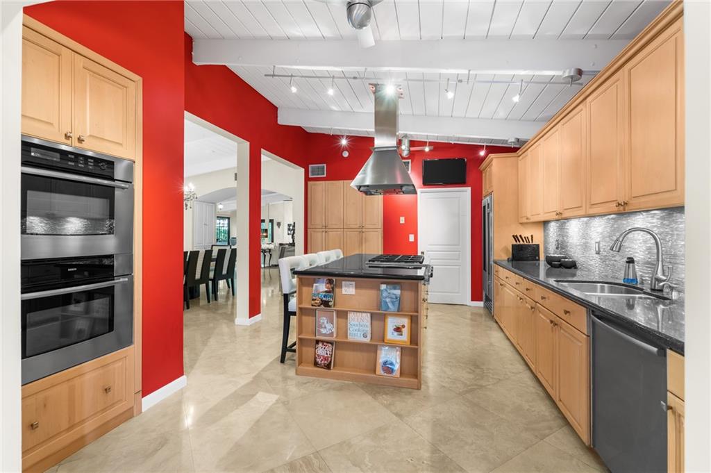 BEACHWAY HEIGHTS UNIT - Residential