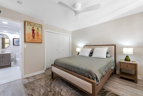 Tiny photo for 985 SE 19th Avenue #203, Deerfield Beach, FL 33441 (MLS # B26084475)