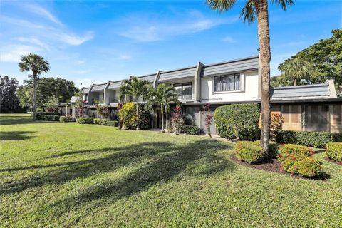 A home in Lake Worth