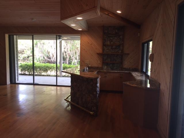 CRANE CREEK RACQUET CLUB - Residential