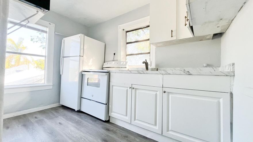 3 bedroom, 1 bathroom apartment located in sunny South Florida. This freshly painted unit features driveway parking for your convenience. The perfect place to call home. Don't miss out on this opportunity to live in a prime location without breaking the bank. WATER INCLUDED