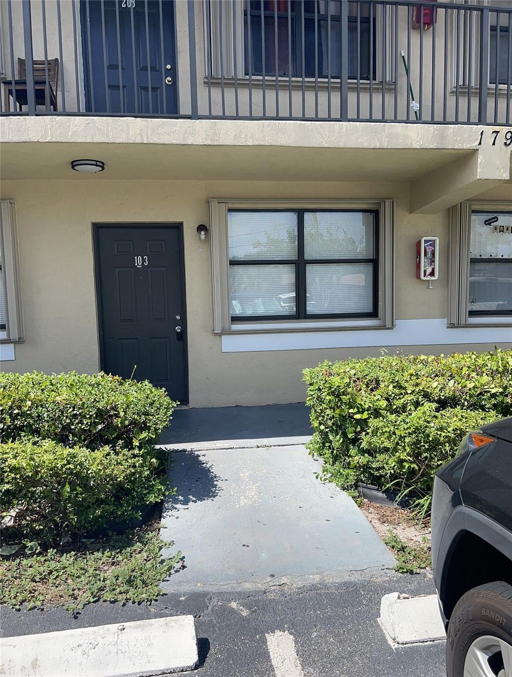 Photo of 179 SE 3rd Street, Deerfield Beach, FL 33441 (MLS # F10516503)