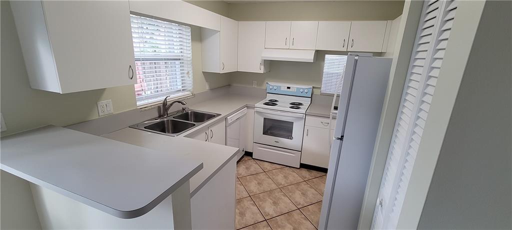 Hawkes Bluff 134-24 B - Residential Lease