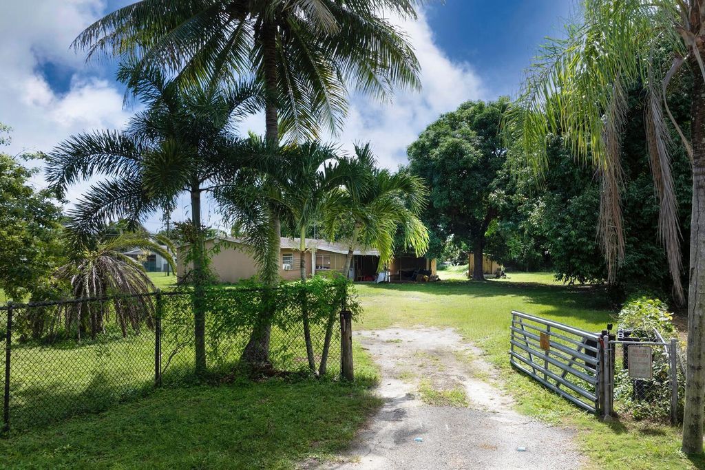 Photo of 2490 Sunset Drive, West Palm Beach, FL 33415 (MLS # R11130308)